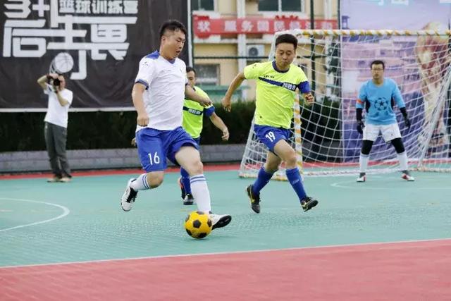 天亮了?换帅后1数据助曼联取胜止颓 或2-1蓝狐